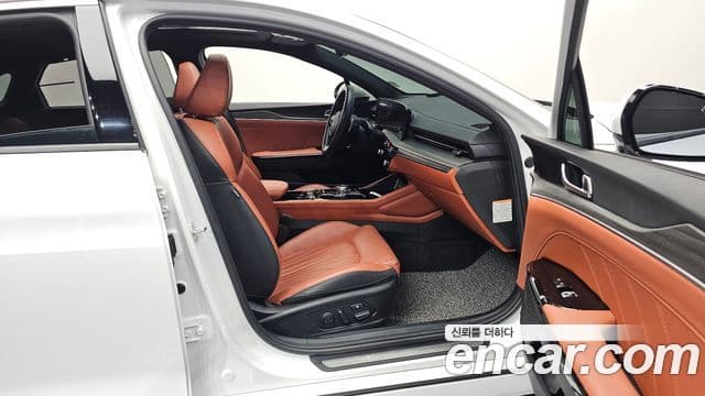 Kia K5 2025 — Photo 17/41