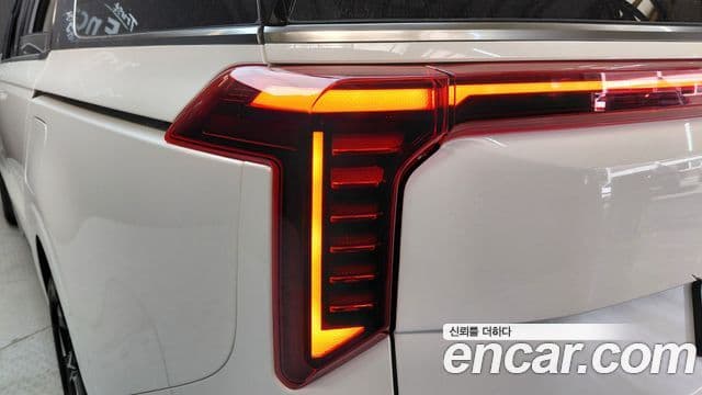 Kia Carnival 2024 — Şəkil 11/30