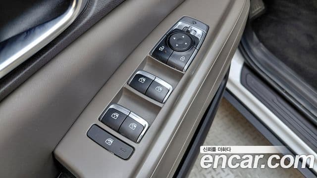 Kia Carnival 2024 — Şəkil 4/30