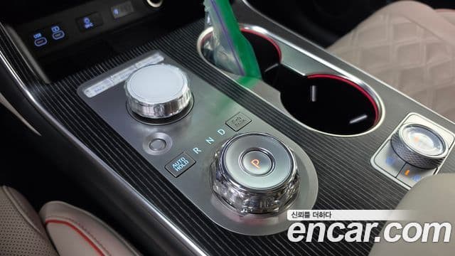 Genesis GV80 Coupe 2024 — Photo 1/37