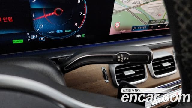 Mercedes-Benz GLE-Class 2019 — Şəkil 9/20