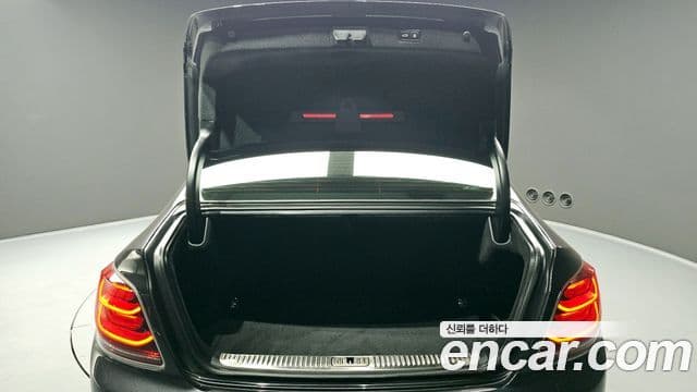 Kia The K9 2018 — Şəkil 19/20