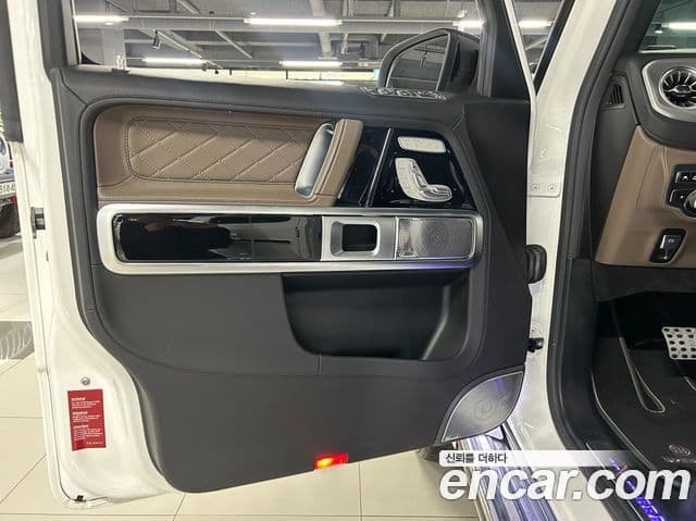 Mercedes-Benz G-Class 2020 — ფოტო 10/20
