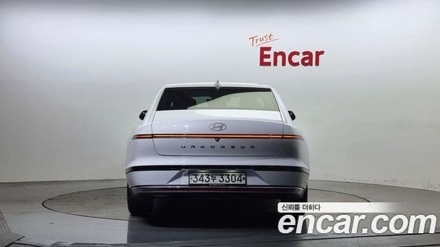Hyundai Grandeur Hybrid 2024 — Photo 12/20