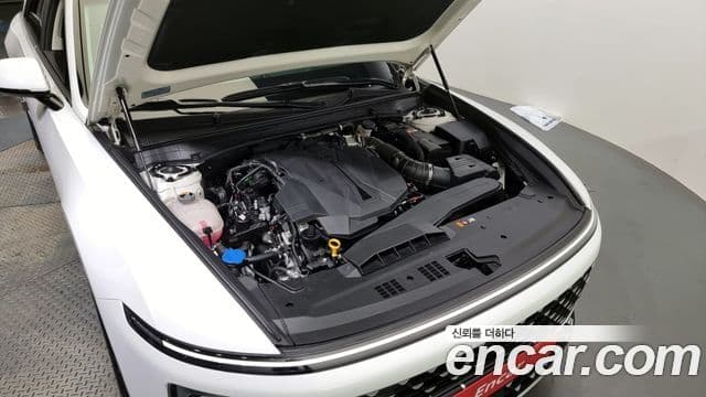 Hyundai Grandeur Hybrid 2024 — Photo 3/20