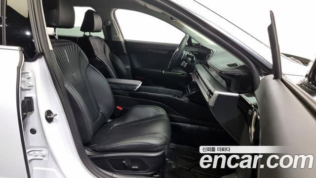 Hyundai Grandeur Hybrid 2024 — Photo 17/20