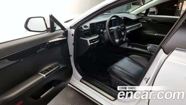Hyundai Grandeur 2024 — ფოტო 11/20