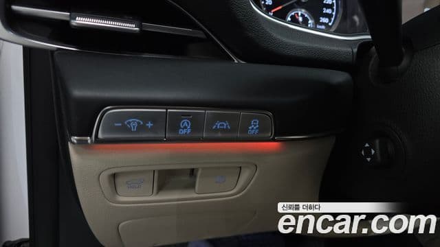 Genesis GV80 2020 — Photo 16/20