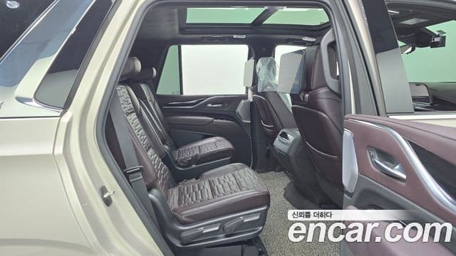 Cadillac Escalade 2022 — Şəkil 12/20