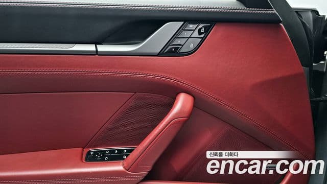 Porsche 911 2020 — Şəkil 19/20