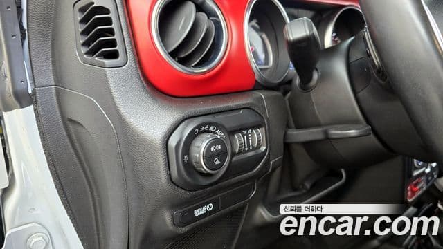 Jeep Gladiator 2021 — Şəkil 17/20