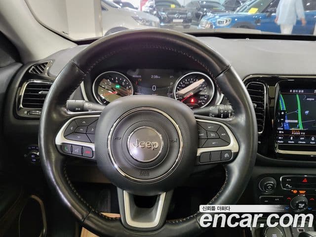 Jeep Compass 2020 — Şəkil 11/20