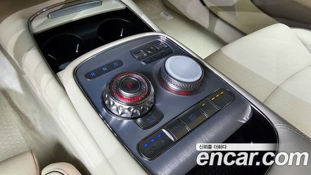 Genesis G90 2022 — фото 7 из 20