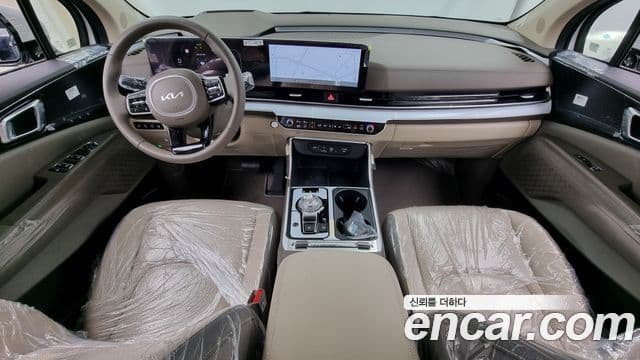 Kia Carnival 2024 — Şəkil 7/20