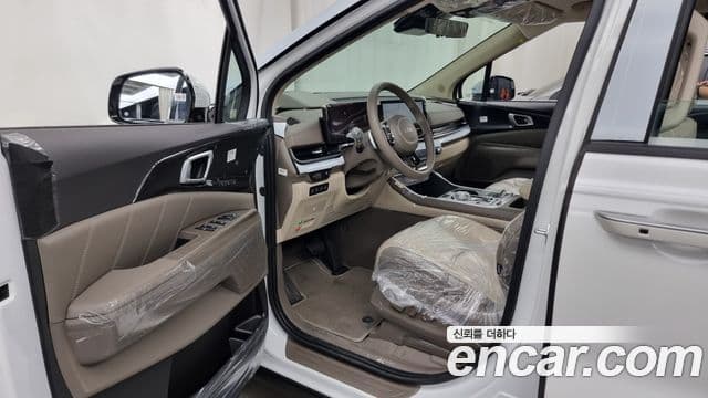 Kia Carnival 2024 — Şəkil 10/20