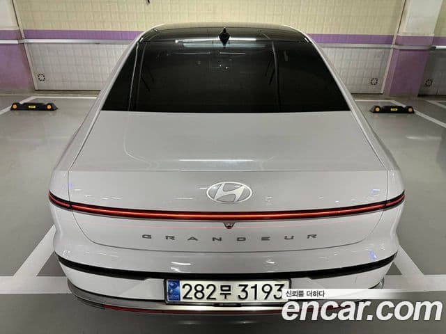 Hyundai Grandeur 2023 — Фото 2/16