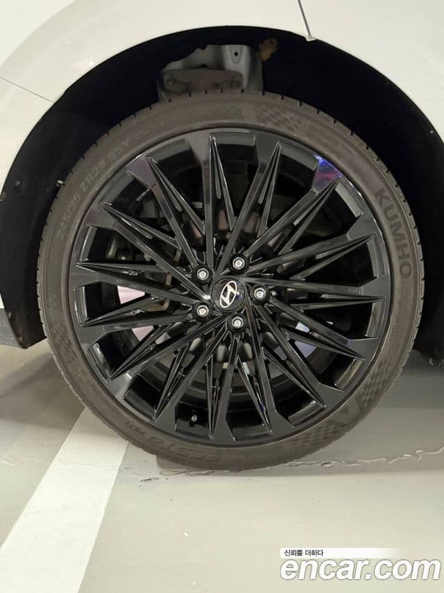 Hyundai Grandeur 2023 — Фото 16/16