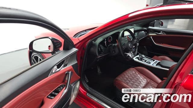 Kia Stinger 2020 — ფოტო 11/20