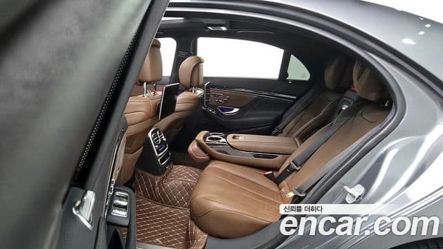 Mercedes-Benz S-Class 2018 — Şəkil 12/20