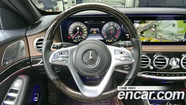 Mercedes-Benz S-Class 2018 — Şəkil 14/20