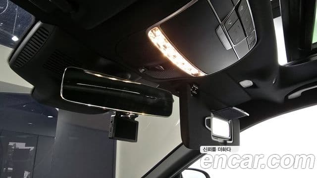 Mercedes-Benz S-Class 2018 — Şəkil 17/20
