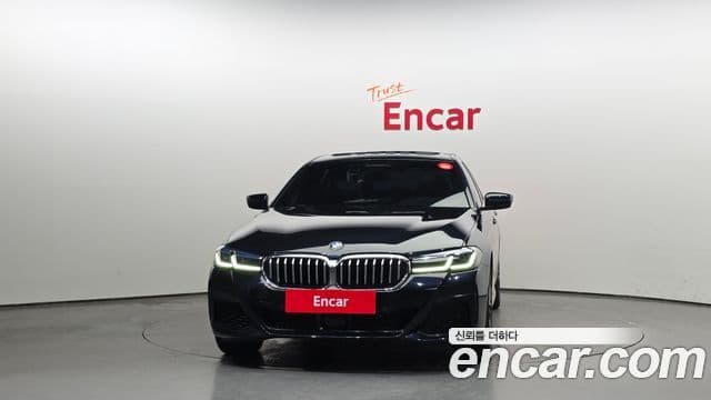 BMW 5 Series 2021 — Şəkil 8/20