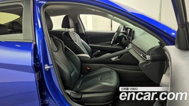 Hyundai The New Avante Hybrid 2021 — ფოტო 12/20