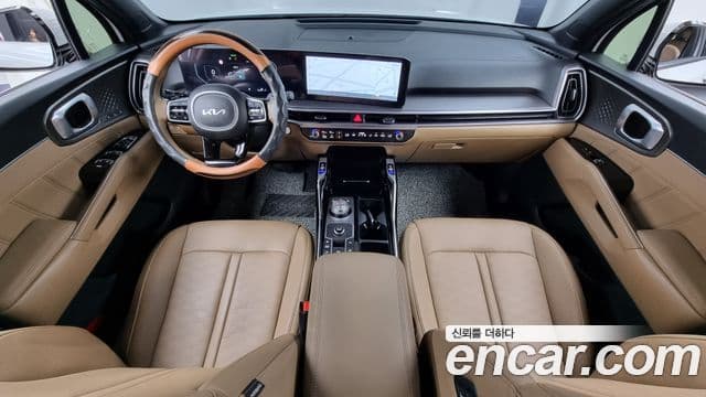 Kia Sorento 2023 — ფოტო 7/20