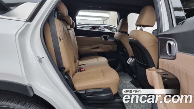 Kia Sorento 2023 — ფოტო 12/20