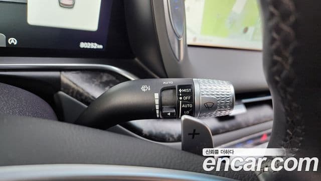 Genesis G90 2022 — Şəkil 19/20