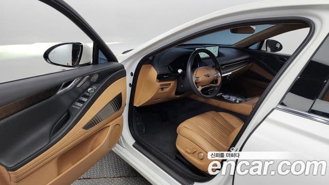 Genesis Electrified G80 2020 — Şəkil 10/20