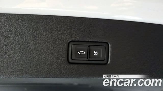 Audi A7 2021 — Şəkil 18/20