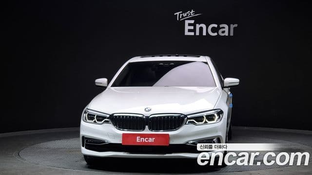 BMW 5 Series 2018 — Şəkil 3/20