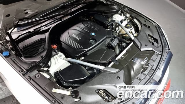 BMW 5 Series 2018 — Şəkil 6/20