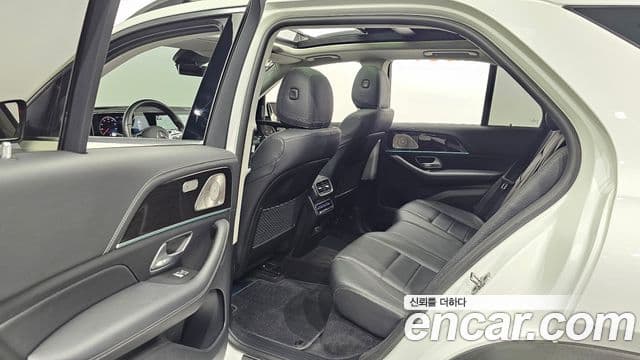 Mercedes-Benz GLE-Class 2022 — Şəkil 11/20