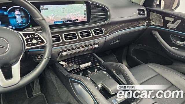 Mercedes-Benz GLE-Class 2022 — Şəkil 16/20
