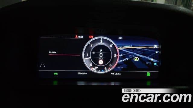 Land Rover Discovery 5 2019 — Şəkil 7/20