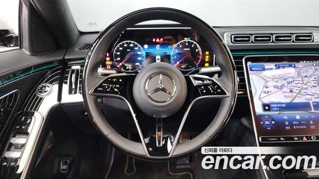 Mercedes-Benz S-Class 2024 — ფოტო 13/20