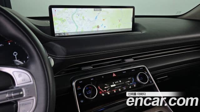 Genesis GV80 2021 — ფოტო 13/20
