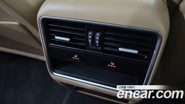Porsche Cayenne 2019 — Şəkil 18/20