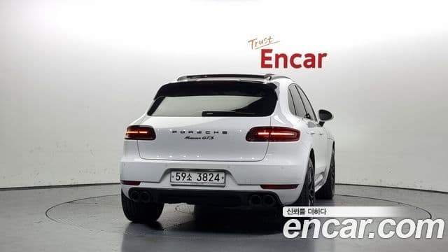 Porsche Macan 2018 — Şəkil 4/20