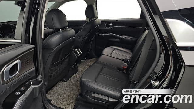 Kia Sorento 2021 — ფოტო 11/20
