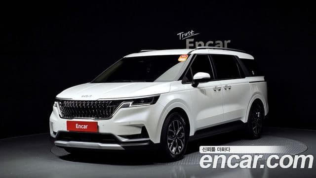 Kia Carnival 2023 — Şəkil 1/20