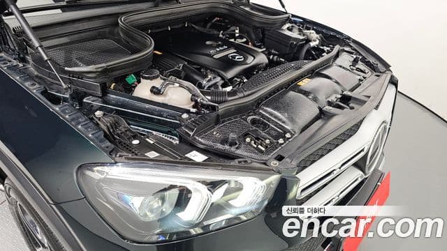 Mercedes-Benz GLE-Class 2021 — ფოტო 2/20