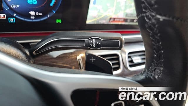 Mercedes-Benz GLE-Class 2021 — ფოტო 3/20