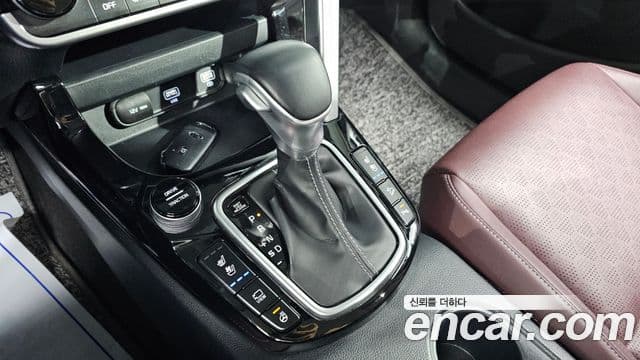Kia Seltos 2021 — ფოტო 9/20