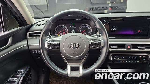 Kia K5 2020 — Şəkil 12/20