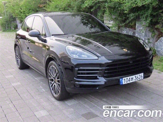 Porsche Cayenne 2021 — Photo 6/20