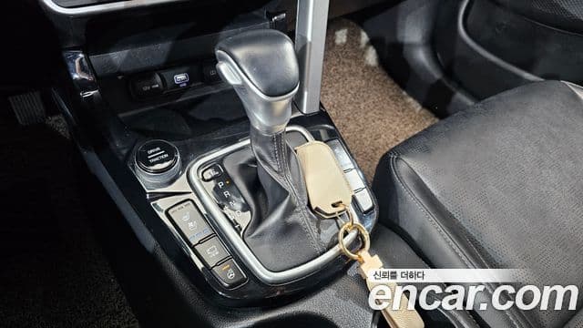 Kia Seltos 2020 — ფოტო 9/20
