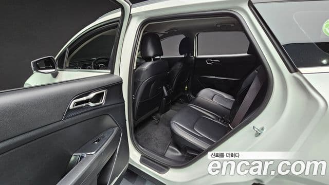 Kia Sportage 2021 — Şəkil 18/20